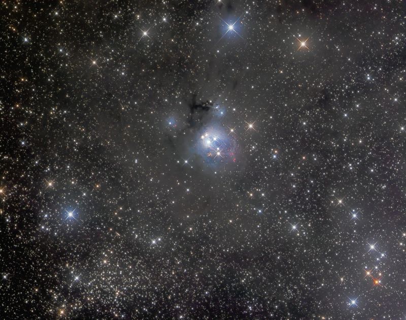 NGC 7129, NGC 7142 und Umgebung